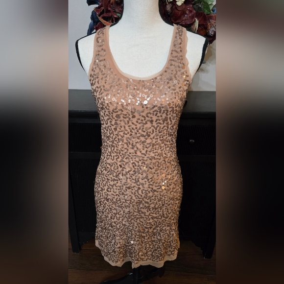 EUC- GOLD SEQUINED RACERBACK DRESS- STUDIO M - Picture 10 of 16
